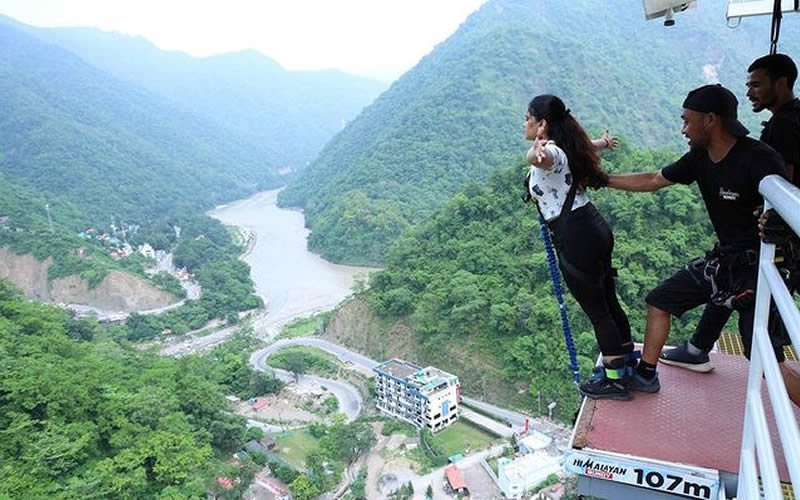 Himalayan Bungy jumper in mid-air